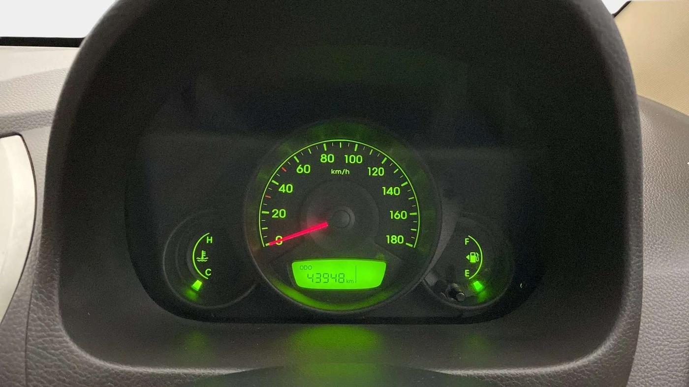 2014 Hyundai Eon ERA +, Petrol, Manual, 43,937 km, Odometer Image