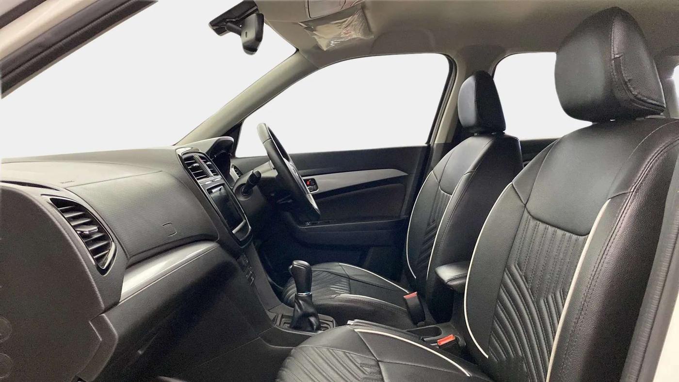 2020 Toyota URBAN CRUISER PREMIUM GRADE AT, Petrol, Automatic, 19,224 km, Right Side Front Door Cabin