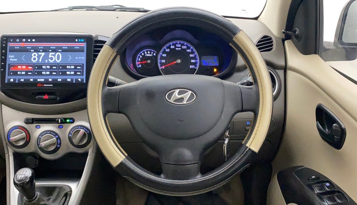 2014 Hyundai i10 MAGNA 1.1, Petrol, Manual, 85,512 km, Steering Wheel Close Up