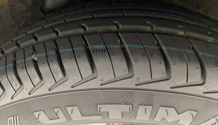 2014 Hyundai i10 MAGNA 1.1, Petrol, Manual, 85,512 km, Left Rear Tyre Tread