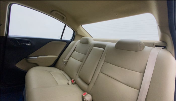 2015 Honda City 1.5L I-VTEC V MT, Petrol, Manual, 92,212 km, Right Side Rear Door Cabin