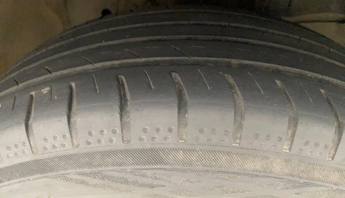 2015 Honda City 1.5L I-VTEC V MT, Petrol, Manual, 92,212 km, Right Rear Tyre Tread