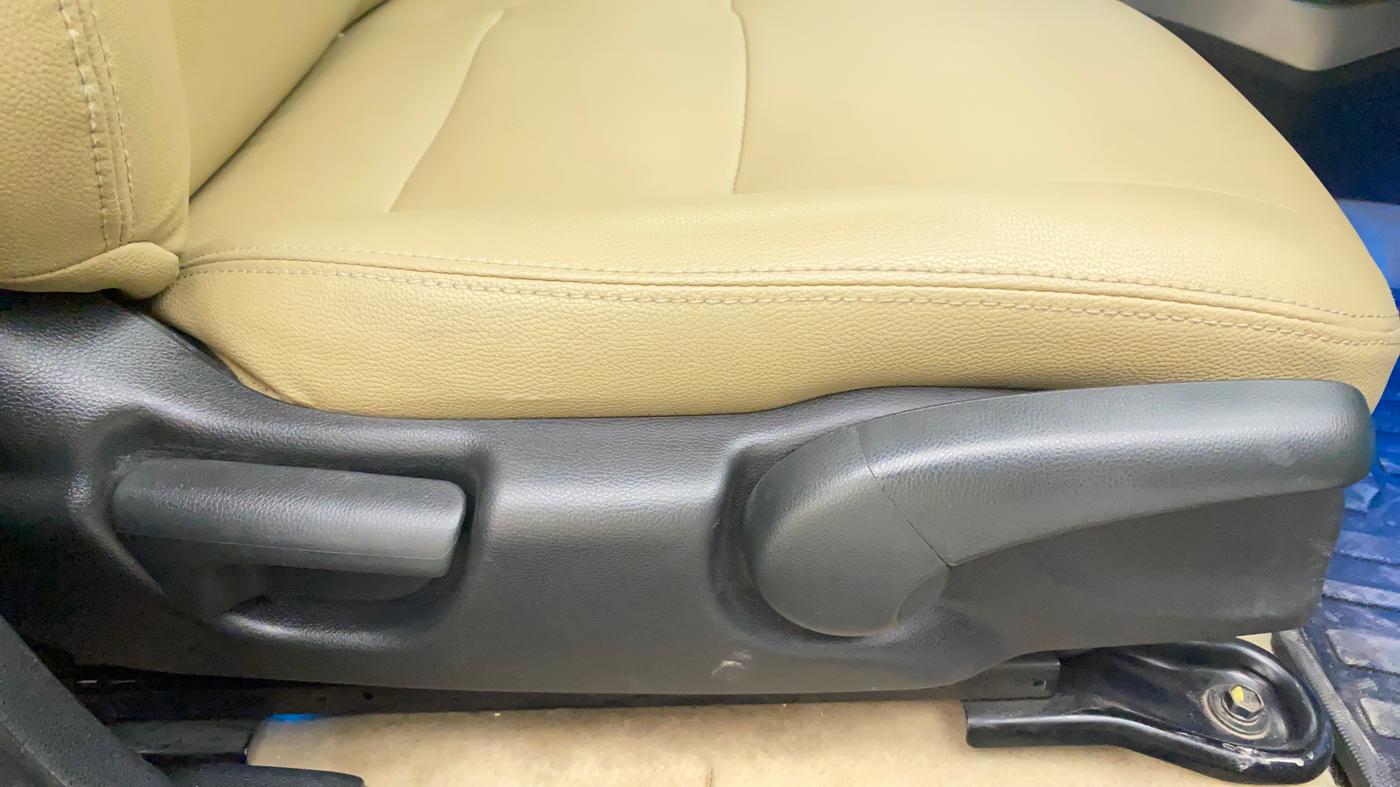 2015 Honda City 1.5L I-VTEC V MT, Petrol, Manual, 92,212 km, Driver Side Adjustment Panel