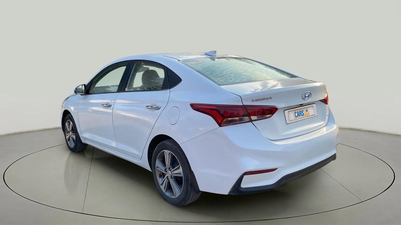 2019 Hyundai Verna 1.6 VTVT SX (O) AT, Petrol, Automatic, 72,170 km, Left Back Diagonal