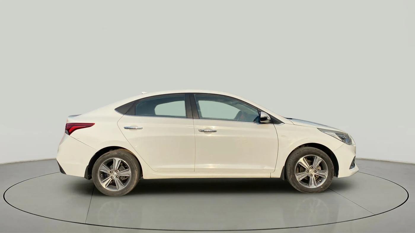2019 Hyundai Verna 1.6 VTVT SX (O) AT, Petrol, Automatic, 72,170 km, Right Side View