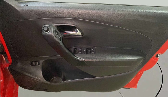 2018 Skoda Rapid STYLE 1.6 MPI AT, Petrol, Automatic, 22,078 km, Driver Side Door Panels Control