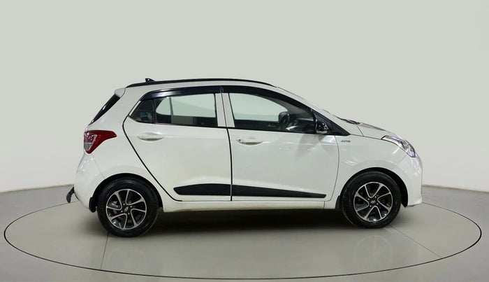 2018 Hyundai Grand i10 SPORTZ AT 1.2 KAPPA VTVT, Petrol, Automatic, 25,971 km, Right Side View