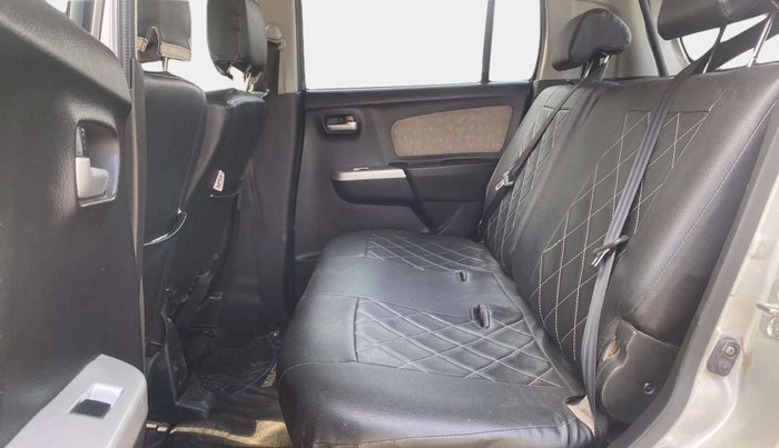 2014 Maruti Wagon R 1.0 VXI, Petrol, Manual, 32,439 km, Right Side Rear Door Cabin