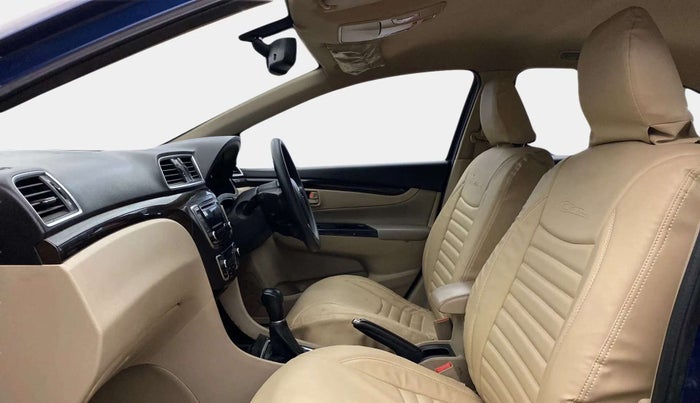 2018 Maruti Ciaz ZETA 1.4  AT PETROL, CNG, Automatic, 1,00,013 km, Right Side Front Door Cabin