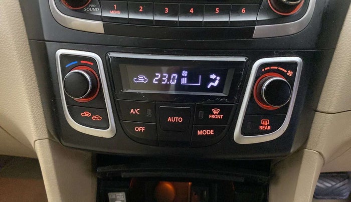 2018 Maruti Ciaz ZETA 1.4  AT PETROL, CNG, Automatic, 1,00,013 km, AC Unit - Front vent has minor damage