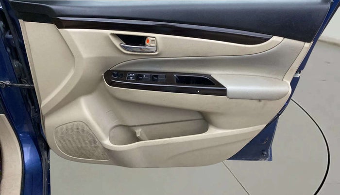 2018 Maruti Ciaz ZETA 1.4  AT PETROL, CNG, Automatic, 1,00,013 km, Driver Side Door Panels Control