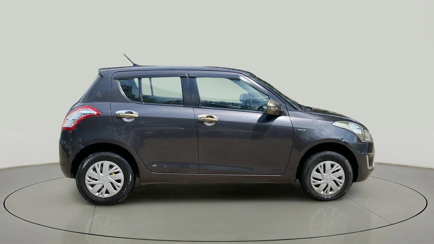 2015 Maruti Swift VXI, Petrol, Manual, 37,549 km, Right Side View