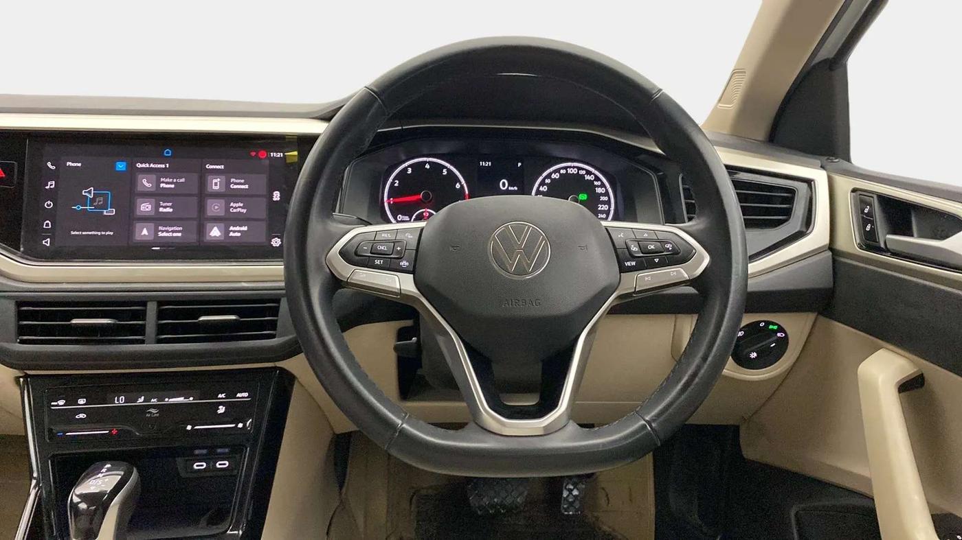 2022 Volkswagen VIRTUS HIGHLINE TSI 1.0 AT, Petrol, Automatic, 19,214 km, Steering Wheel Close Up