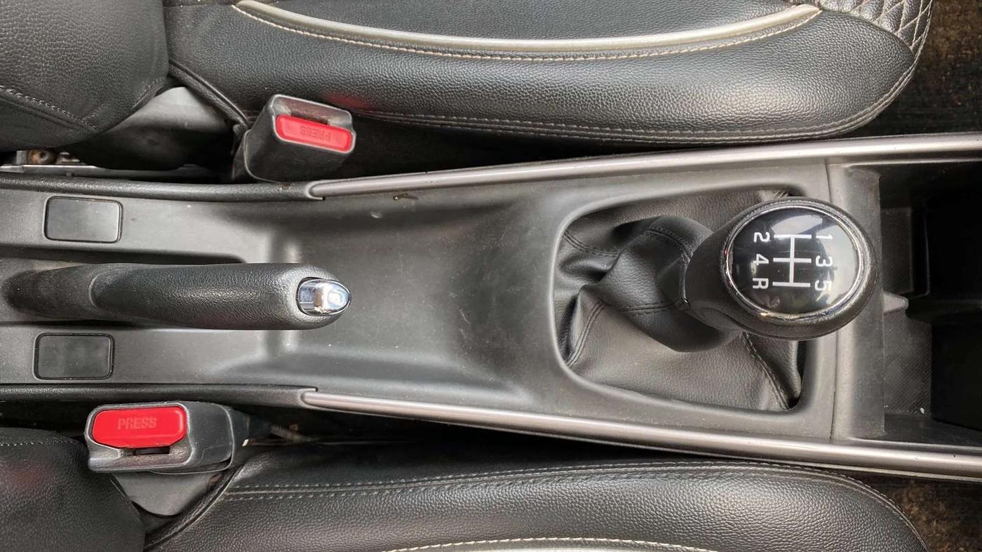 2020 Maruti Baleno ZETA PETROL 1.2, CNG, Manual, 75,196 km, Gear Lever