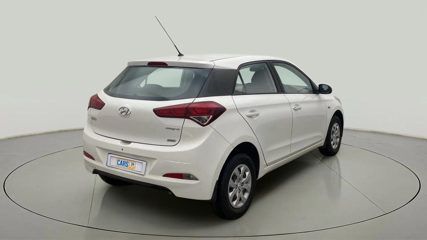 2015 Hyundai Elite i20 MAGNA 1.2, Petrol, Manual, 64,503 km, Right Back Diagonal