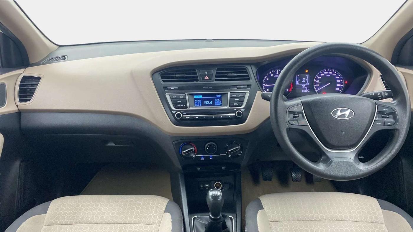 2015 Hyundai Elite i20 MAGNA 1.2, Petrol, Manual, 64,503 km, Dashboard