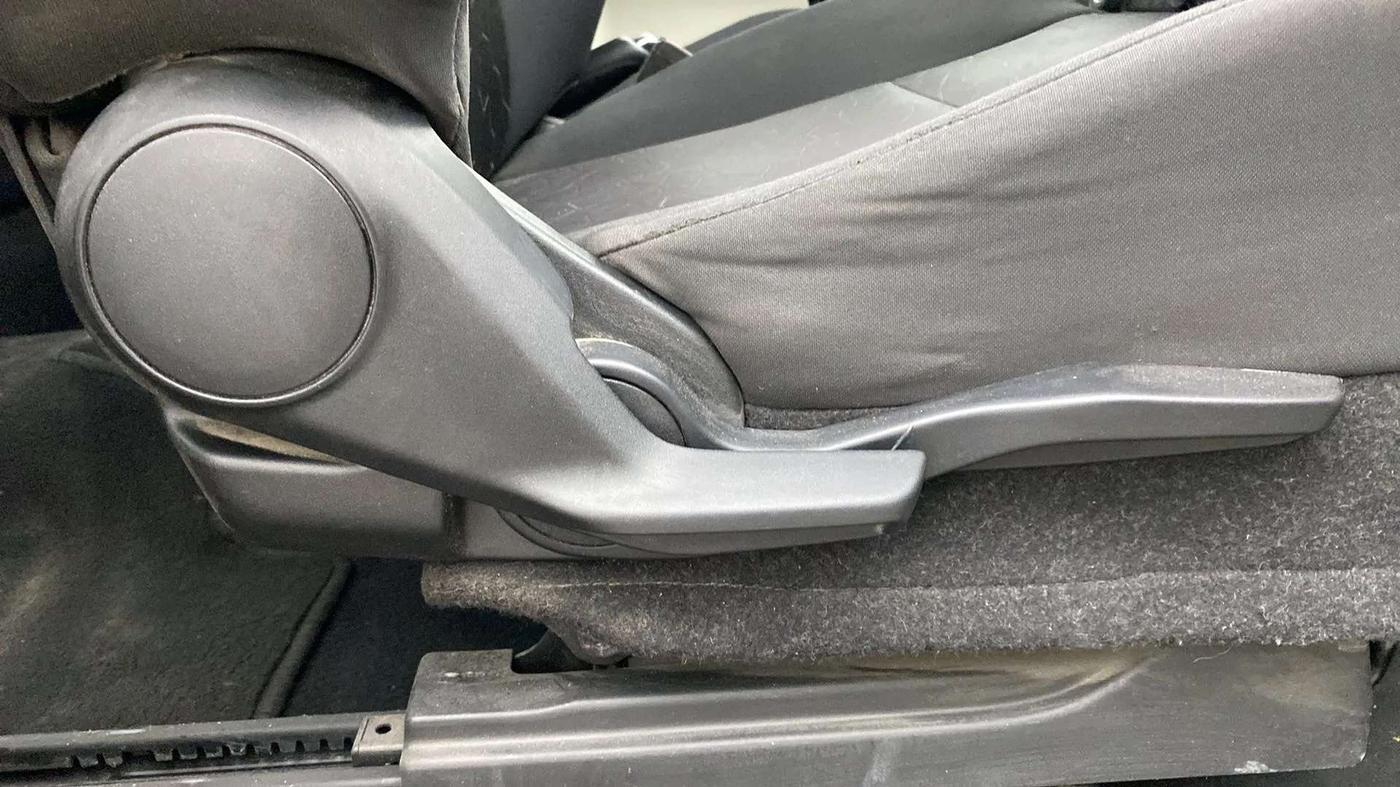 2018 Maruti IGNIS ALPHA 1.2, Petrol, Manual, 83,468 km, Driver Side Adjustment Panel