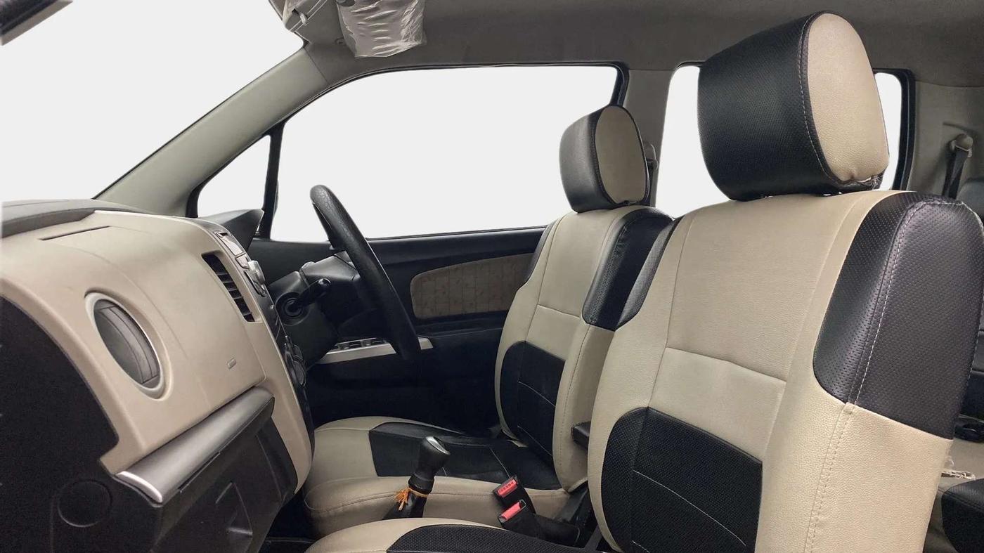 2015 Maruti Wagon R 1.0 VXI, Petrol, Manual, 65,338 km, Right Side Front Door Cabin