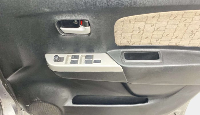 2015 Maruti Wagon R 1.0 VXI, Petrol, Manual, 65,338 km, Driver Side Door Panels Control