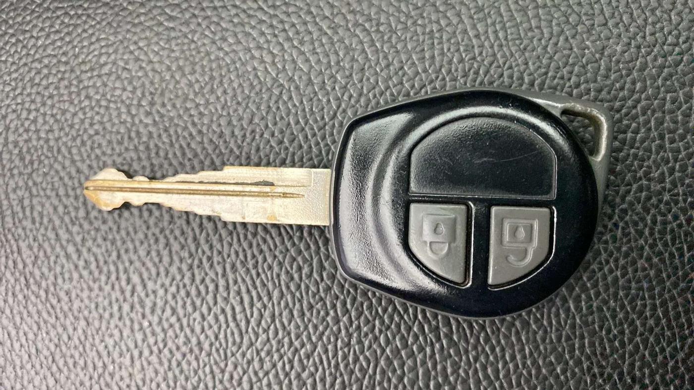 2014 Maruti Wagon R 1.0 VXI, Petrol, Manual, 44,903 km, Key Close Up