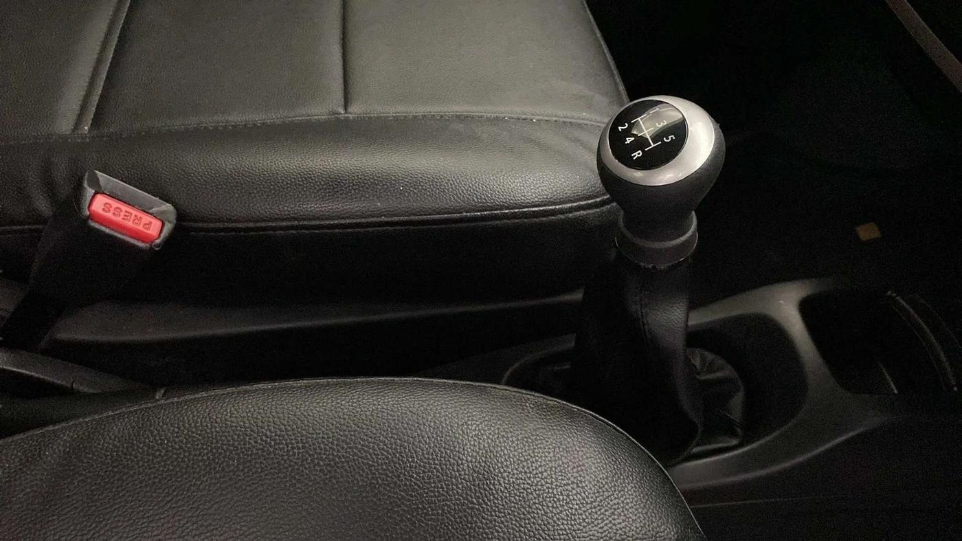 2014 Maruti Wagon R 1.0 VXI, Petrol, Manual, 44,903 km, Gear Lever