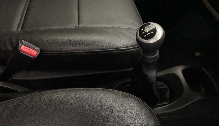 2014 Maruti Wagon R 1.0 VXI, Petrol, Manual, 44,903 km, Gear Lever