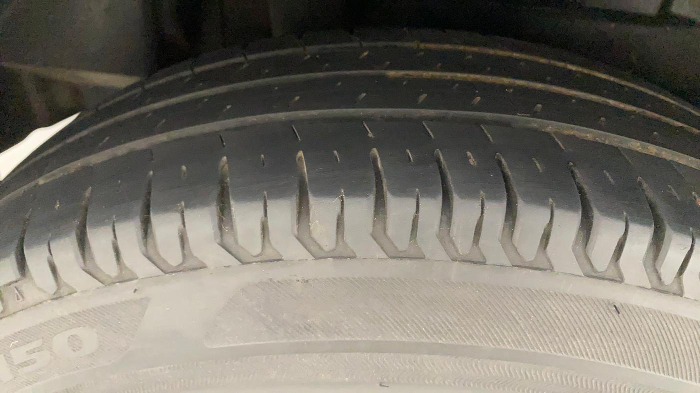 2018 Maruti Dzire VXI, Petrol, Manual, 46,036 km, Right Rear Tyre Tread