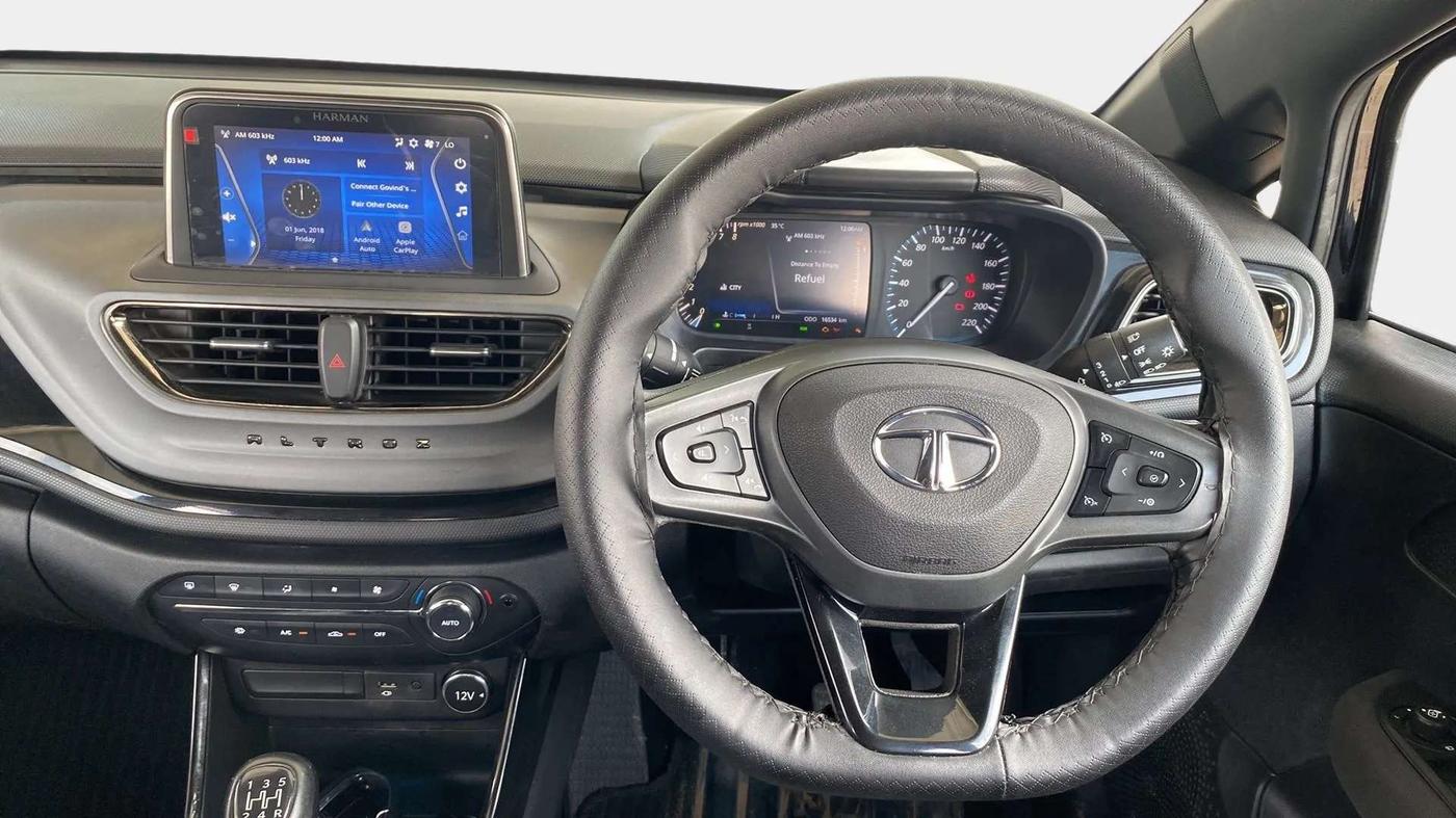 2022 Tata ALTROZ XZ PLUS PETROL DARK EDITION, Petrol, Manual, 16,531 km, Steering Wheel Close Up