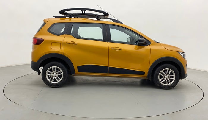 2022 Renault TRIBER RXT AMT, Petrol, Automatic, 15,314 km, Right Side View