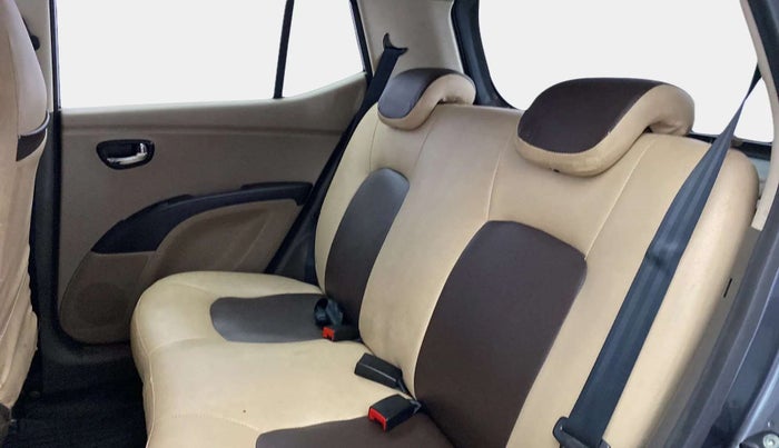 2013 Hyundai i10 SPORTZ 1.2 AT, Petrol, Automatic, 49,245 km, Right Side Rear Door Cabin