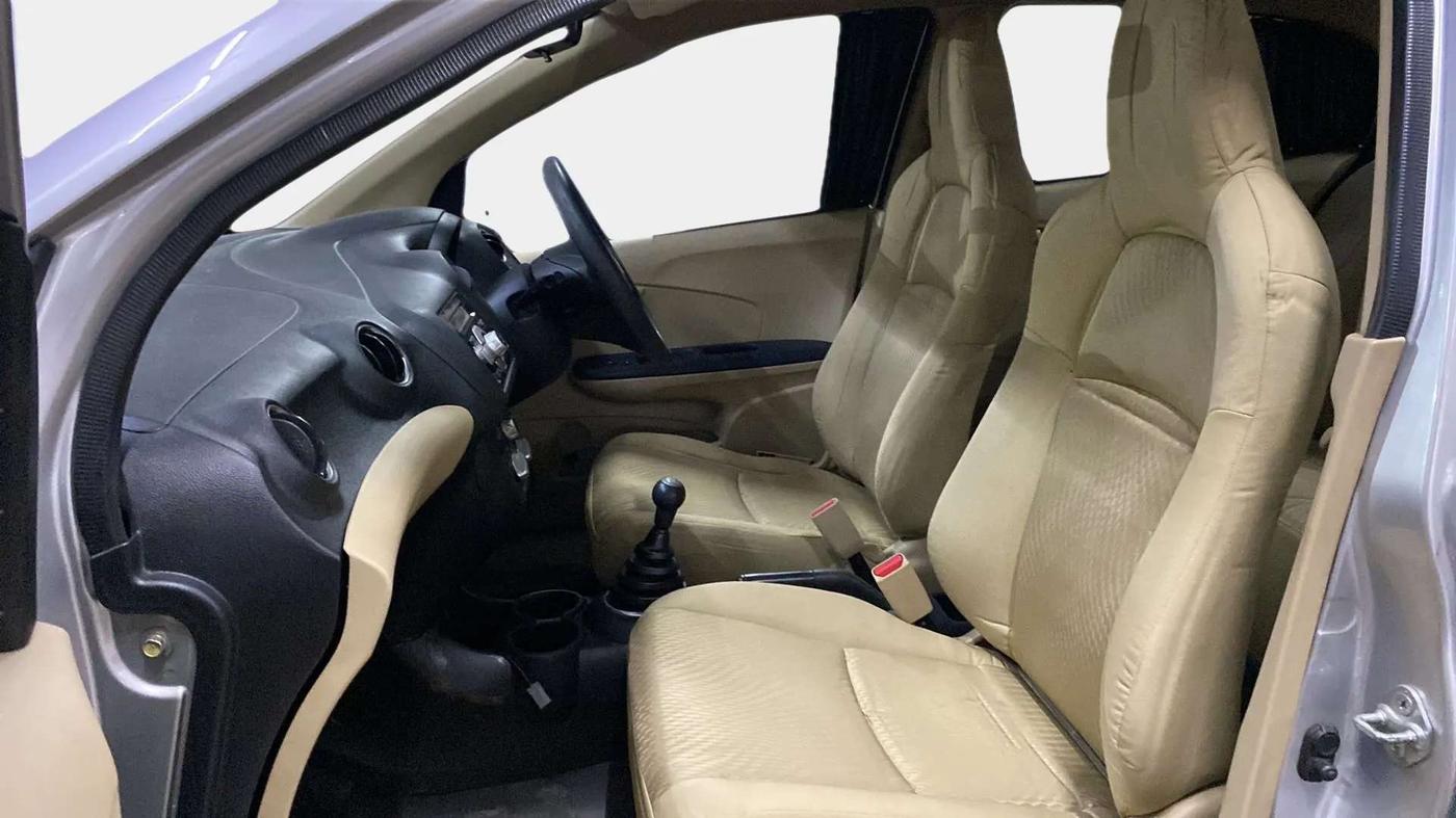 2014 Honda Amaze 1.2L I-VTEC S, Petrol, Manual, 86,775 km, Right Side Front Door Cabin