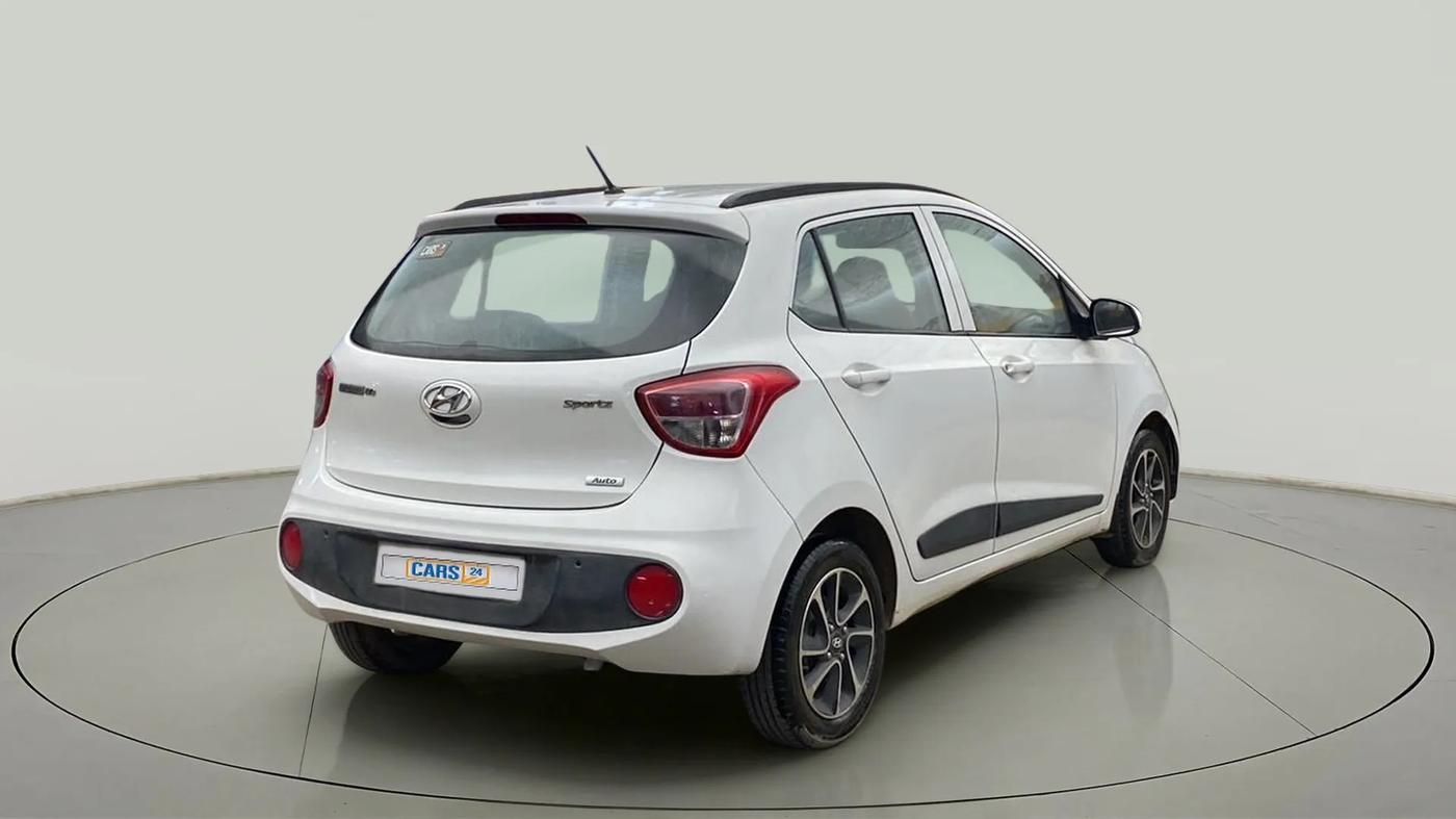 2018 Hyundai Grand i10 SPORTZ (O) AT 1.2 KAPPA VTVT, Petrol, Automatic, 29,112 km, Right Back Diagonal