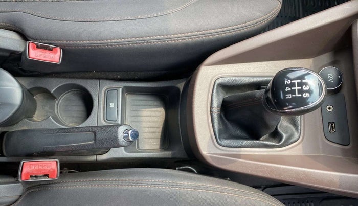 2019 Ford FREESTYLE TITANIUM 1.2 PETROL, Petrol, Manual, 12,969 km, Gear Lever