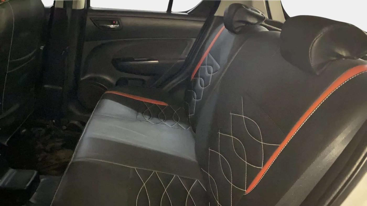 2017 Maruti Swift VXI, Petrol, Manual, 69,165 km, Right Side Rear Door Cabin