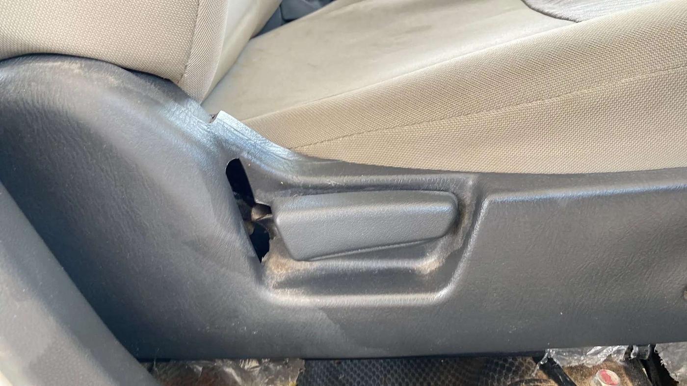 2017 Maruti Alto K10 VXI, Petrol, Manual, 27,841 km, Driver Side Adjustment Panel