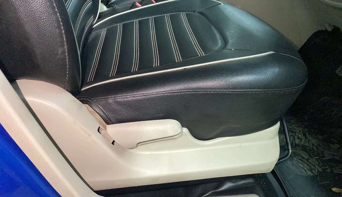 2018 Maruti Celerio VXI CNG, CNG, Manual, 59,400 km, Driver Side Adjustment Panel