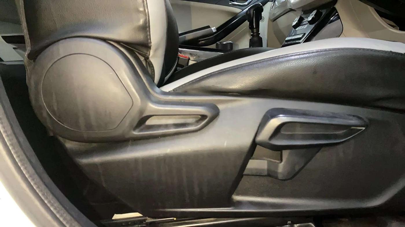 2020 Tata NEXON XZ PLUS DIESEL, Diesel, Manual, 32,772 km, Driver Side Adjustment Panel