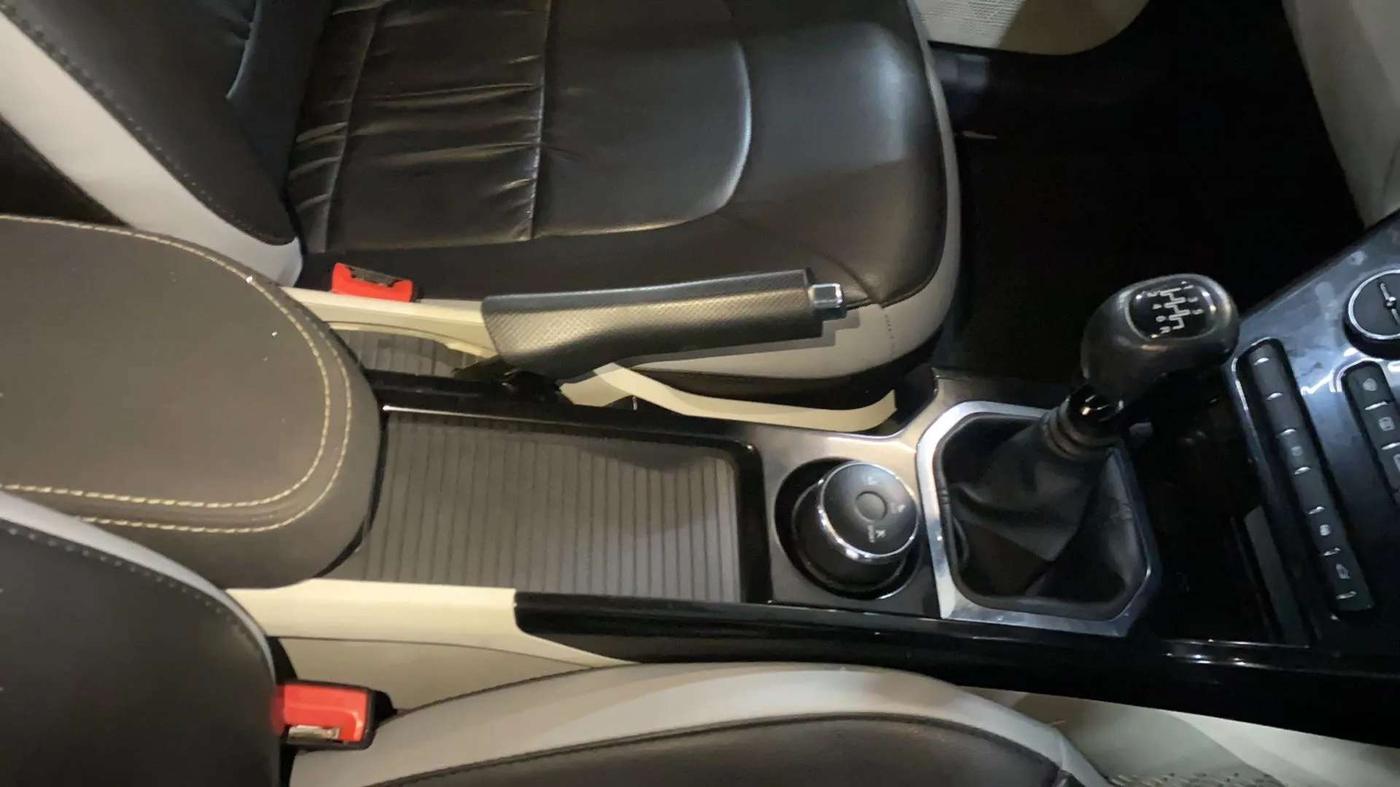 2020 Tata NEXON XZ PLUS DIESEL, Diesel, Manual, 32,772 km, Gear Lever