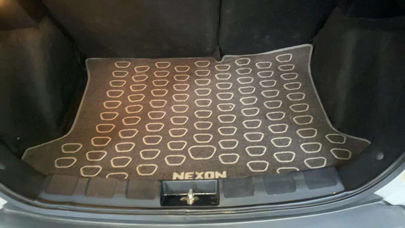 2020 Tata NEXON XZ PLUS DIESEL, Diesel, Manual, 32,772 km, Boot Inside