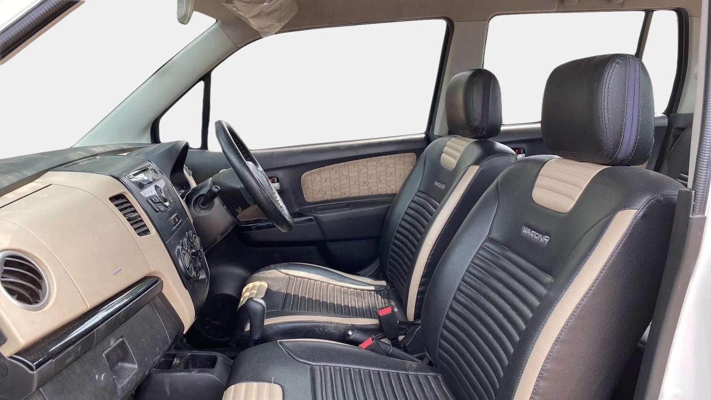 2017 Maruti Wagon R 1.0 VXI + (O) AMT, CNG, Automatic, 50,158 km, Right Side Front Door Cabin