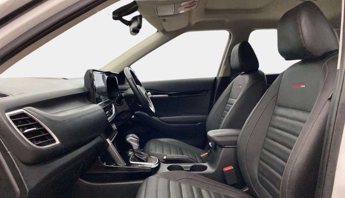 2021 KIA SELTOS GTX PLUS DCT 1.4 PETROL, Petrol, Automatic, 13,462 km, Right Side Front Door Cabin