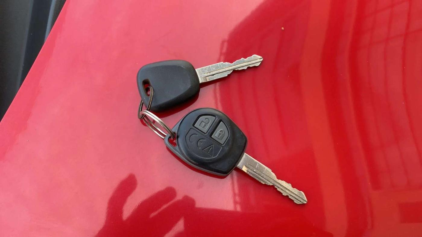 2022 Maruti Alto K10 VXI PLUS AMT, Petrol, Automatic, 5,437 km, Key Close Up