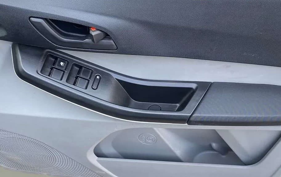 2023 Tata Tiago XT RHYTHM PETROL, Petrol, Manual, 6,166 km, Driver Side Door Panels Control