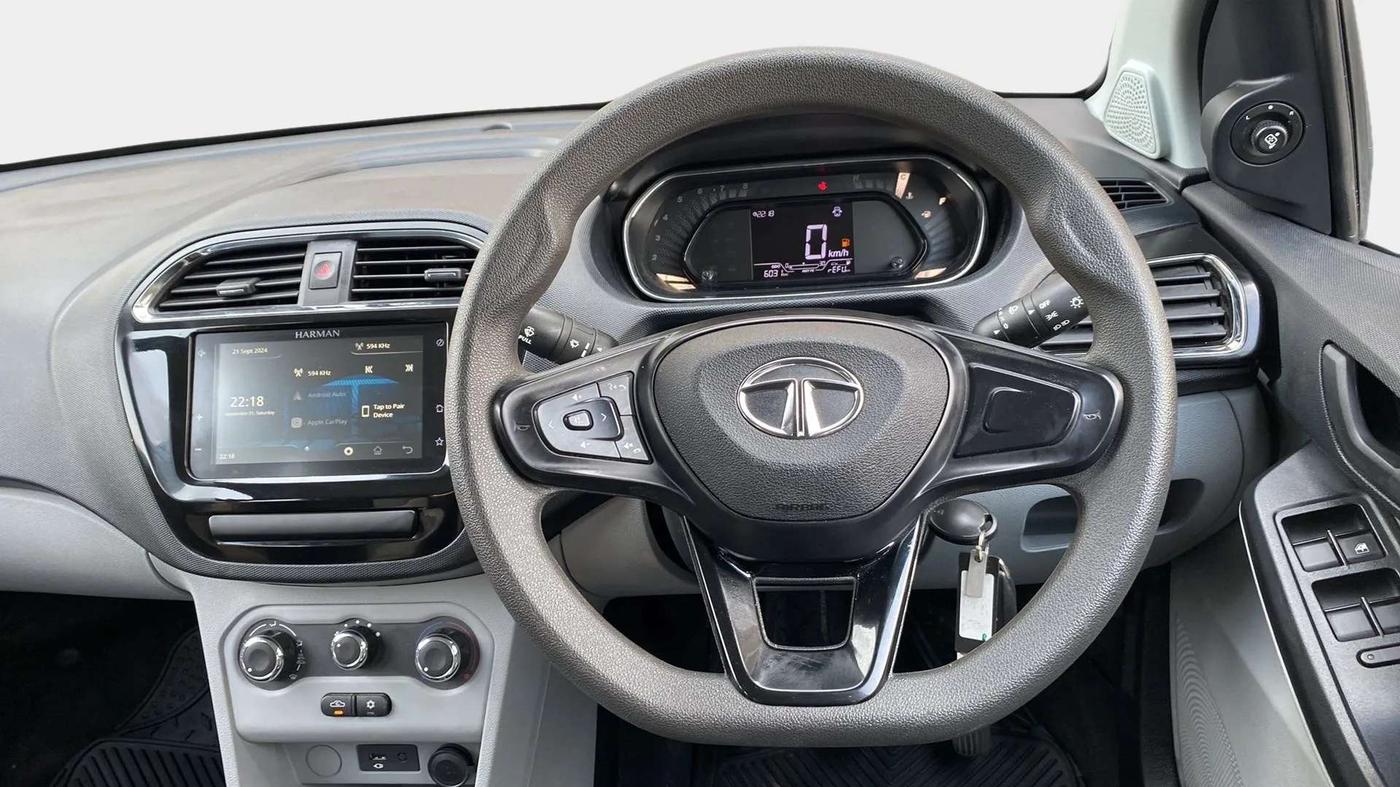 2023 Tata Tiago XT RHYTHM PETROL, Petrol, Manual, 6,166 km, Steering Wheel Close Up
