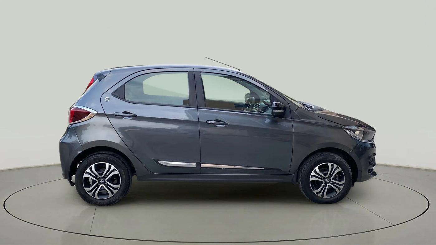 2023 Tata Tiago XT RHYTHM PETROL, Petrol, Manual, 6,166 km, Right Side View