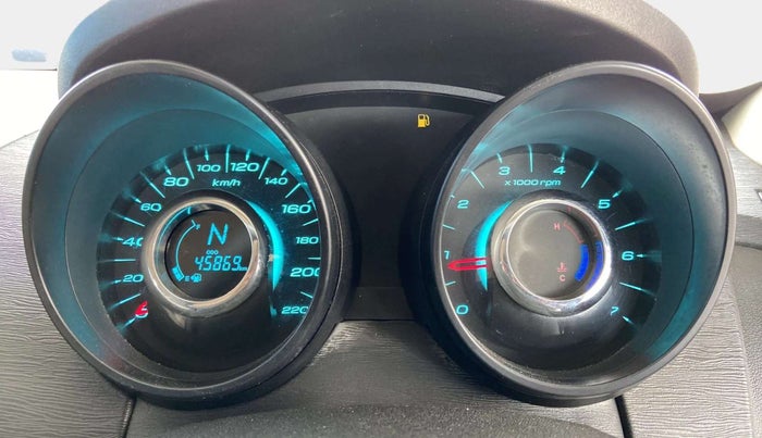 2016 Mahindra XUV500 W4, Diesel, Manual, 45,852 km, Odometer Image