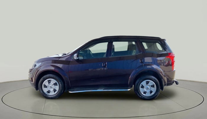 2016 Mahindra XUV500 W4, Diesel, Manual, 45,852 km, Left Side