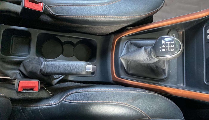 2019 Ford Ecosport TITANIUM 1.5L SPORTS(SUNROOF) DIESEL, Diesel, Manual, 78,378 km, Gear Lever