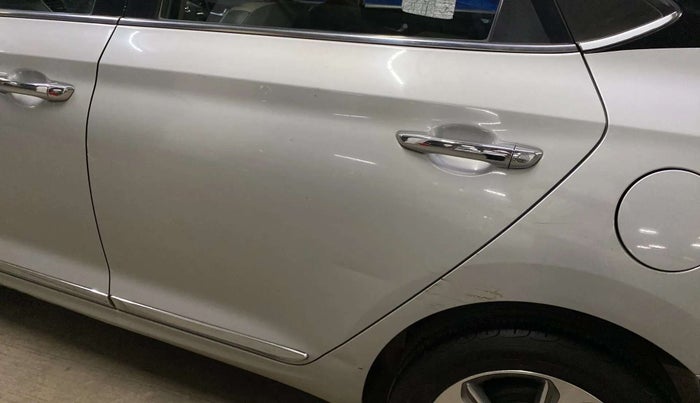 2018 Hyundai Verna 1.6 VTVT SX (O) AT, Petrol, Automatic, 52,331 km, Rear left door - Slightly dented