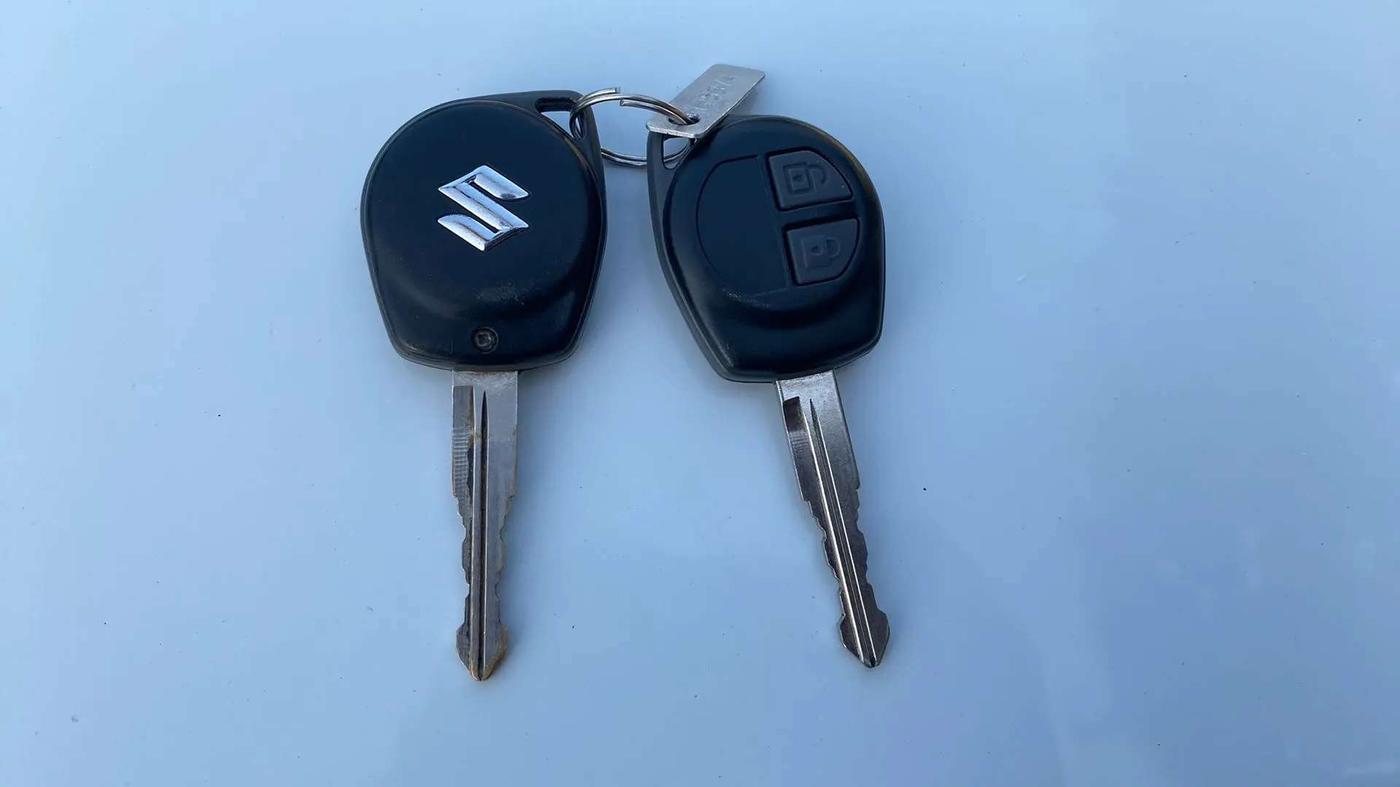 2015 Maruti Wagon R 1.0 VXI, Petrol, Manual, 59,741 km, Key Close Up